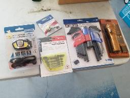 Lot de petits outils vari&eacute;s, marque Jet