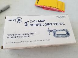 2 serres en C 3", marque Jet