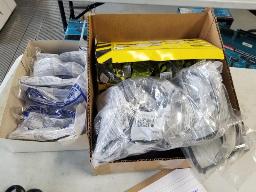 Lot de 34 paires de lunettes de s&eacute;curit&eacute; vari&eacute;es