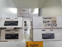 2 bo&icirc;tes d'agrafes 20GA 3/4" + 2 bo&icirc;tes 44GA 1 1/4"