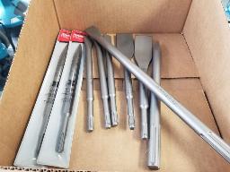 lot de couteaux SDS et SDS + 1 couteau 16", 1 1/2", SDS max, 1 pointe 12", SDS max, 2 couteaux rembourr&eacute;s 1 1/2"  SDS +, 2 pointes courtes SDS +, 3 couteaux 1" court SDS +