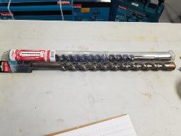 M&egrave;ches SDS Max 1 1/8" x 22 1/2" SM 510-510 + m&egrave;ches SDS 1 1/8" x 21" B61494