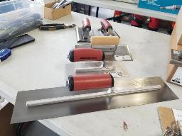 1 platoir 18" x 4" + 1 platoir pour pl&acirc;tre 8 3/4" x 3 3/4" + 1 fermoir de bordure 9" x 4" x 3/4" + fermoir rebord 6" x 4" x fermoir rainure 62 x 3"