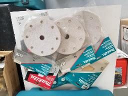Lot papier sabl&eacute; Makita
