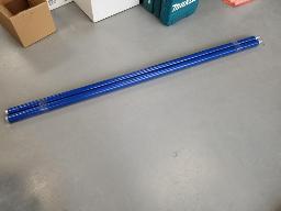 2 manches aluminium 72"  1 3/4" diam&egrave;tres vis&eacute;s