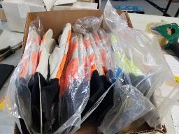 Lot de gants pour b&ucirc;cherons, gants s&eacute;curit&eacute; moyenne PRE016-100-2, Gants s&eacute;curit&eacute; PRE016-105-3, 5 gants s&eacute;curit&eacute;, 3 XL, 2 L PRES016-100-4