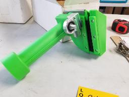 R&eacute;cup&eacute;ration &agrave; poussi&egrave;re pour scie &agrave; b&eacute;ton