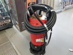 Pompe &agrave; d&eacute;chet 2" mod&egrave;le ST-2040T 79GPM 40' t&ecirc;te Marque Multiquip