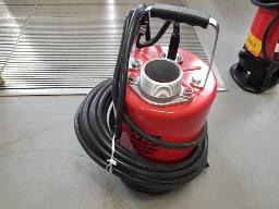 Pompe &agrave; d&eacute;chet 2" mod&egrave;le ST-2047 87GPM 47' t&ecirc;te Marque Multiquip