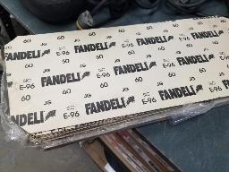 Papier sabl&eacute; Silverline : 42 GR60