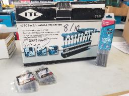 2 kits de tourne &agrave; gauche + 10 m&egrave;ches &agrave; pointe au carrure 1/4" x 4" + 8 cl&eacute;s hexagonale S.A.E. manque 5/32 et 9/64