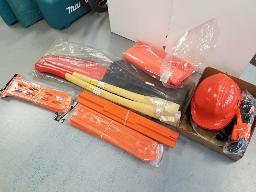 Lot de prot&egrave;ge lame de scie &agrave; chaine + 2 manches hache 36" + &eacute;tui &agrave; scie &agrave; chaine + casque - visi&egrave;re - prot&egrave;ge oreille