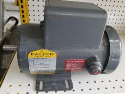 Moteur &eacute;lectrique marque Baldor 110/220 3450 RPM 2 phases HPSecial