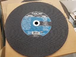 Environ 24 disques &agrave; m&eacute;tal mod&egrave;le F5653 14" x /18" x 20mm