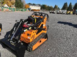 2026- Chargeuse compacte / Skid Steer Loader