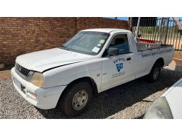 2005 Mitsubishi Colt 2000i Hiline LWB P/U S/C (Engine Starts)
