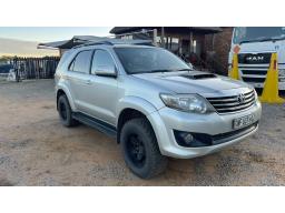 2012 Toyota Fortuner 
3.0D - 4D R/B 
(Runner)