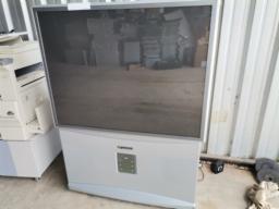 Sansui rear projection tv