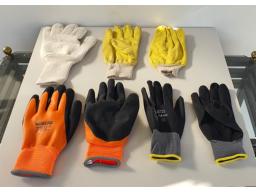 519 x Pairs of Safety Gloves (New)
