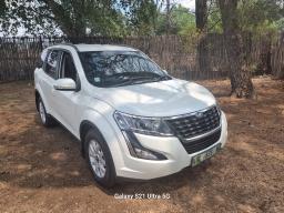 2018 Mahindra XUV 500 2.2 DE W8 
