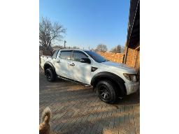 2012 Ford Ranger 3.2 Diesel D/C 4x4 Manual (Trade R211 600)