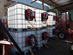 1 x 1000lt Flowbin in Steel Jacket with Pump , Hoses & Nozzles (Like New)