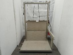 Vertical platform lift (working, needs attention)