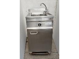 Mac Brothers pasta cooker (needs attention, 3-phase)