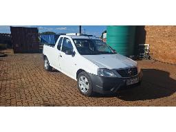 2018 Nissan NP 200 Petrol AC Safety Pack (Runner)