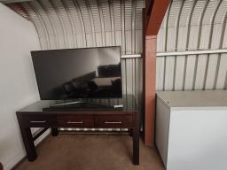 Server & TV (STC)