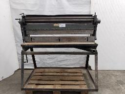 Industrial guillotine