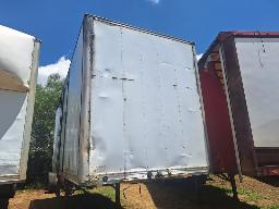 2017 Henred Fruehauf Tandem Front Box Body Double-axle Trailer (Papers)