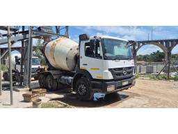 2013 Mercedes Benz B Axor2628 Ready Mix Truck (Runner)