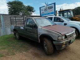 Isuzu KB 280D Farm Bakkie (Runner)