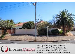 Deceased Estate Online Auction: 4-Bedroom House Bloekombos, Worcester, Western Cape 