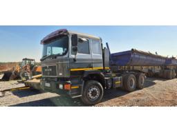 1990 MAN 26.440 Double Axle Horse (Runner)