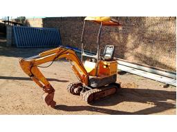 Feeler XN08 Mini Excavator (Working)