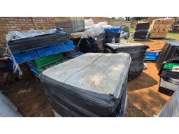 Mixed New Unbranded Glass Bottles (STC)