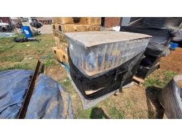 +- 462 New York Vodka Labelled Bottles (STC)