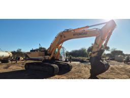 2015 Hyundai Robex 300LC-95 30 Ton Excavator (Working) 