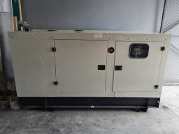 Silent diesel generator 