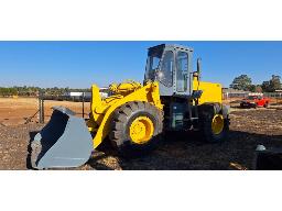 Komatsu WA320 Front End (Working) 