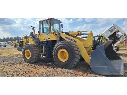 Komatsu WA 480 Front End Loader (Working) 