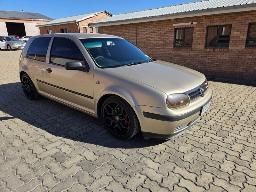 2003 Volkswagen Golf 4 1.6 (Runner) 
