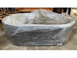 1 x Libra Bath (New)