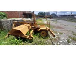 Zambia: 2004 Macnay B2-663 Mechanical sweeper 