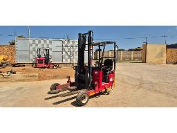 Moffett M2 1.5 Ton Forklift (Working) 