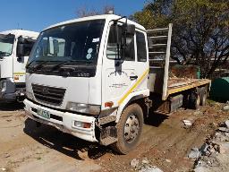 2012 Nissan UD100 Flatdeck