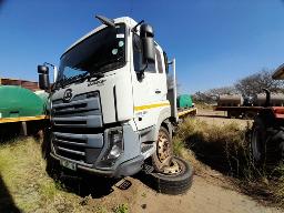 2017 Nissan Quester CWE330 Flatdeck EXCLUDING PVC WATER TANKS