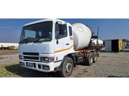 2008 Mitsubishi Fuso FV 26-310 25 Ton Concrete Mixer (Runner) 